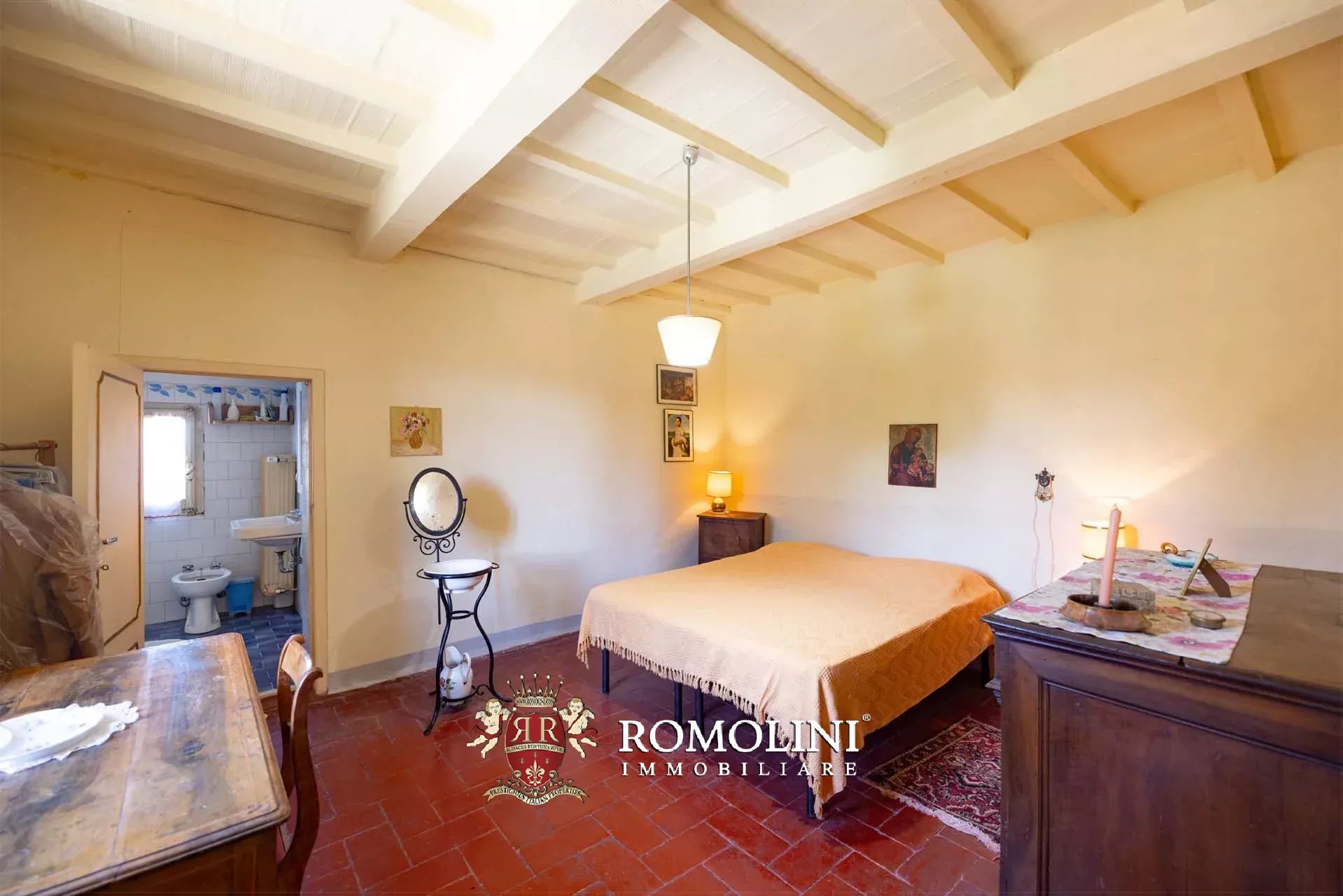 19 Bedroom Vineyard's Image 57