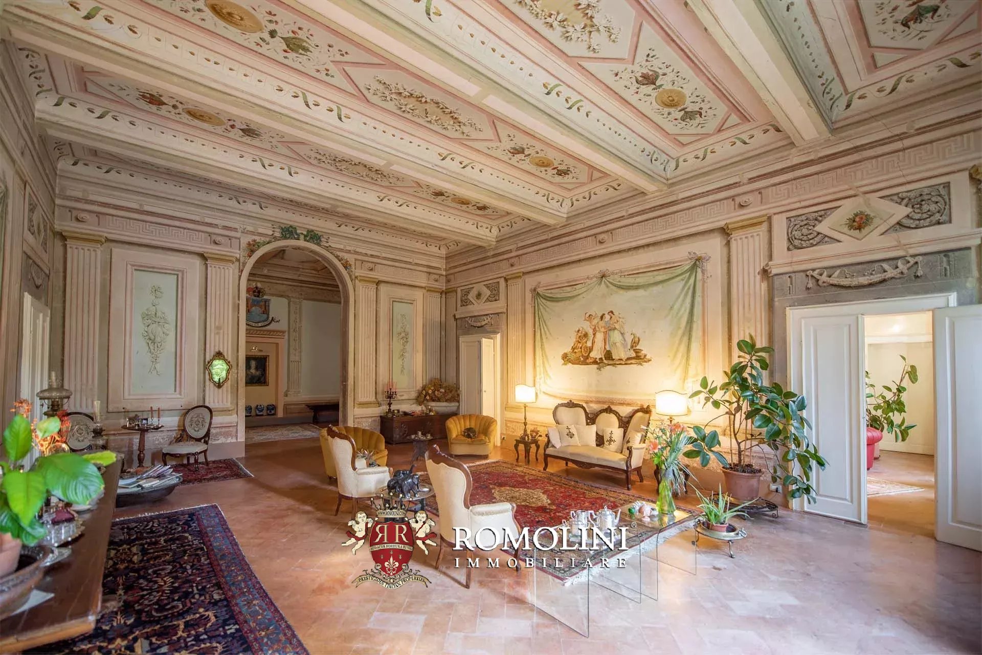 12 Bedroom Villa/Townhouse's Image 31