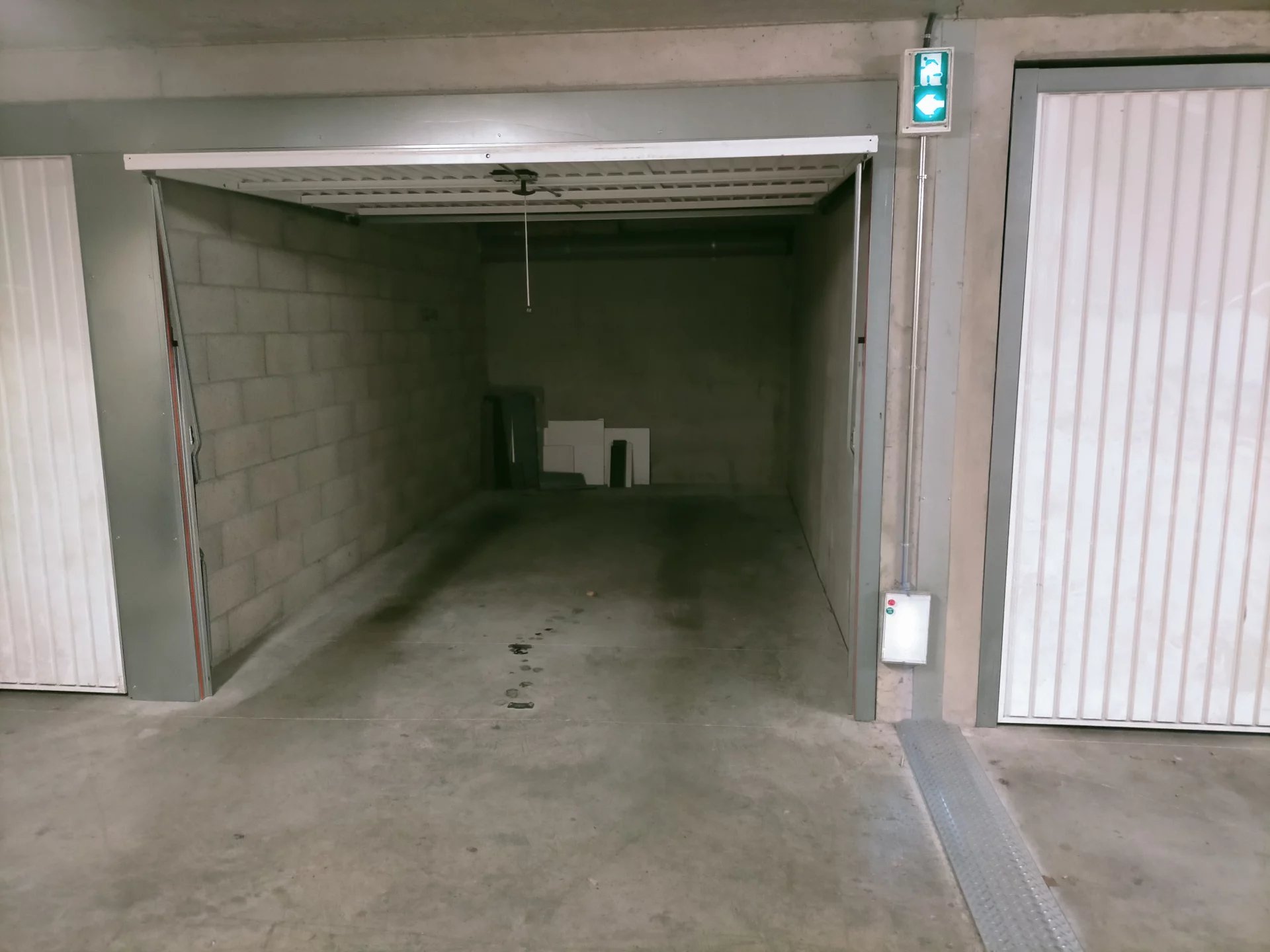 7483207 Location Bron