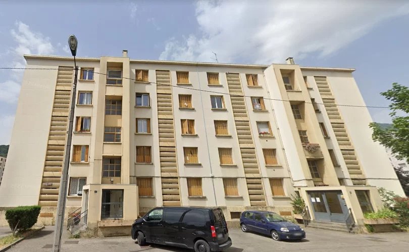 T4 + cuisine (3 chambres) coloc acceptée