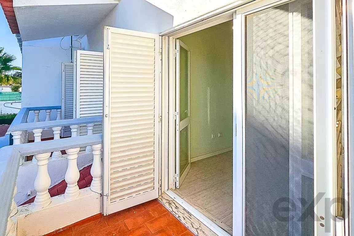 Three-bedroom house with potential for rental income – Gambelas, Montenegro 86834316 image 30