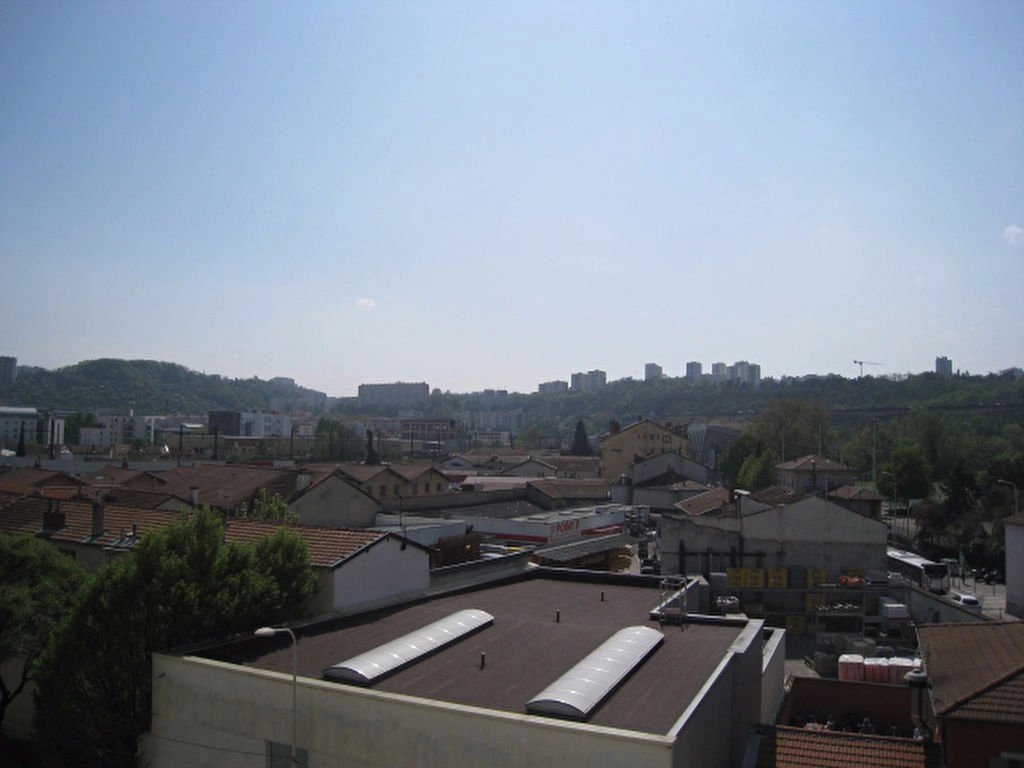481301 Location Lyon 9ème