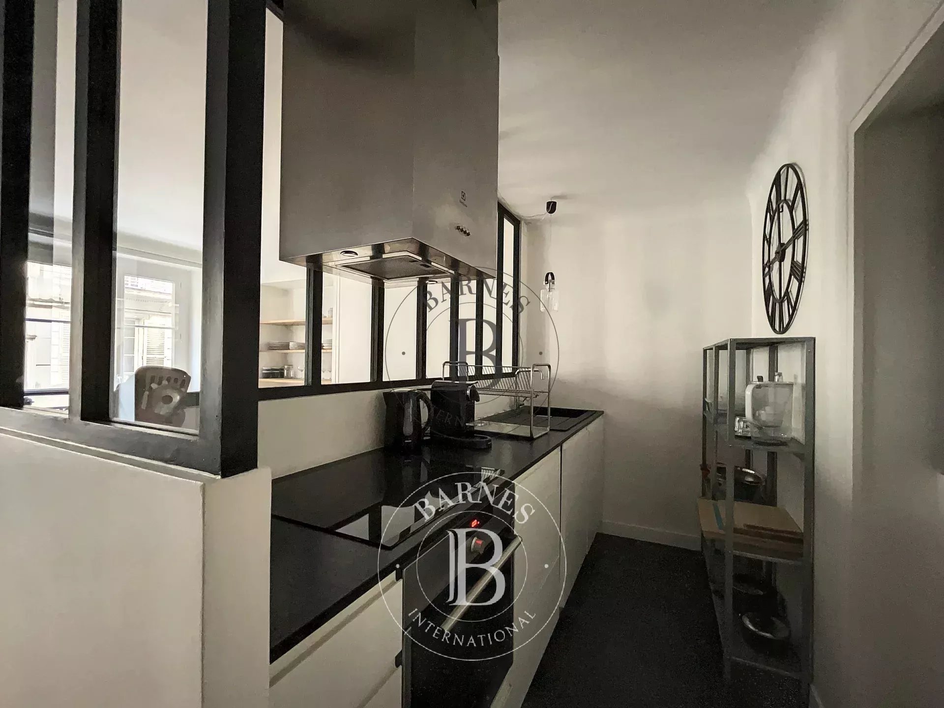 Daire Paris 8ème - picture 7