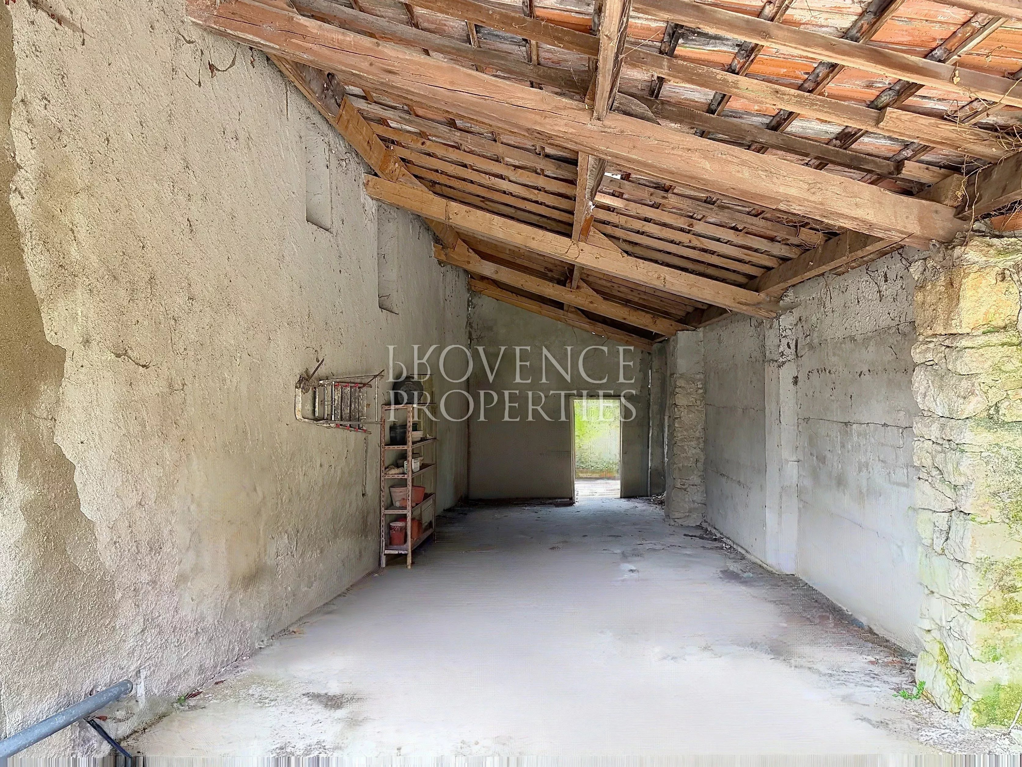 Demeure de Caractère du XIXe Siècle – Domaine Agricole de 2 Hectares à Mazaugues - Photo 5