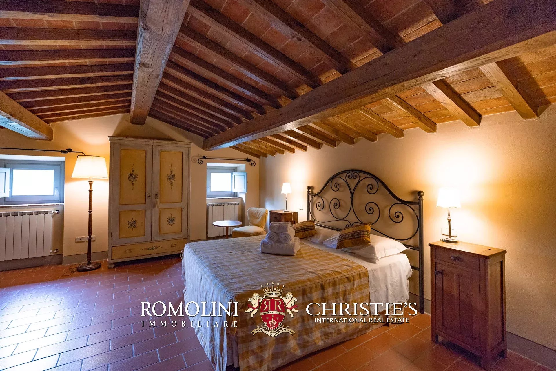 6 Bedroom Villa/Townhouse's Image 53