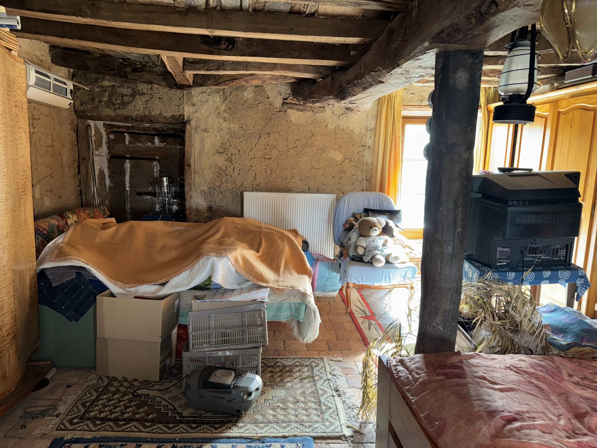 Farmhouse to renovate - Between Guéret and Jarnages