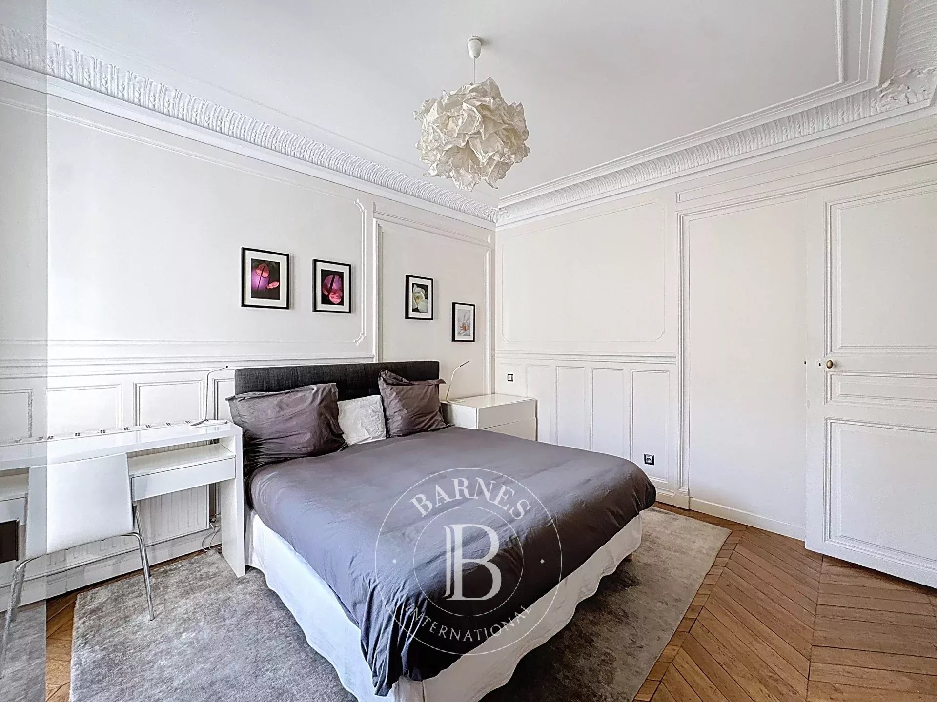 Daire Paris 8ème - picture 8