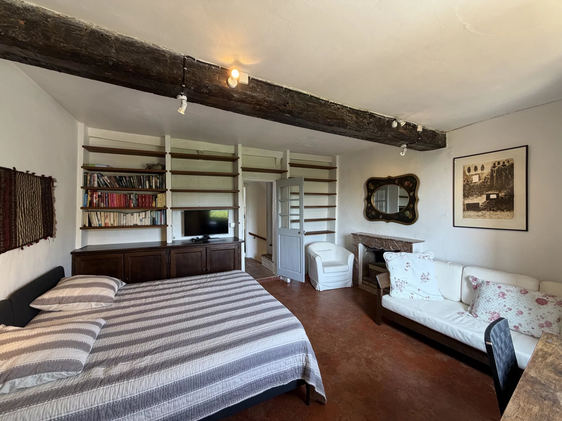 Charming village house with upper terrace with great views - SEILLANS
