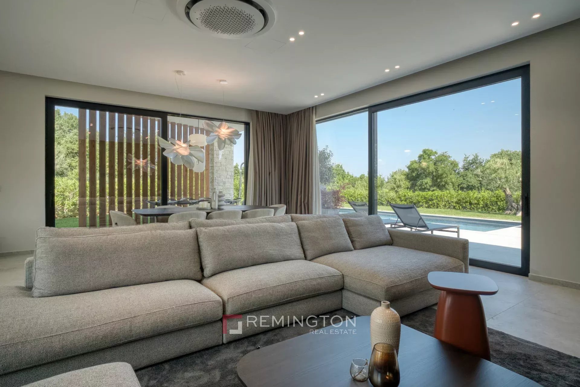 Villa/Townhouse's Image 3