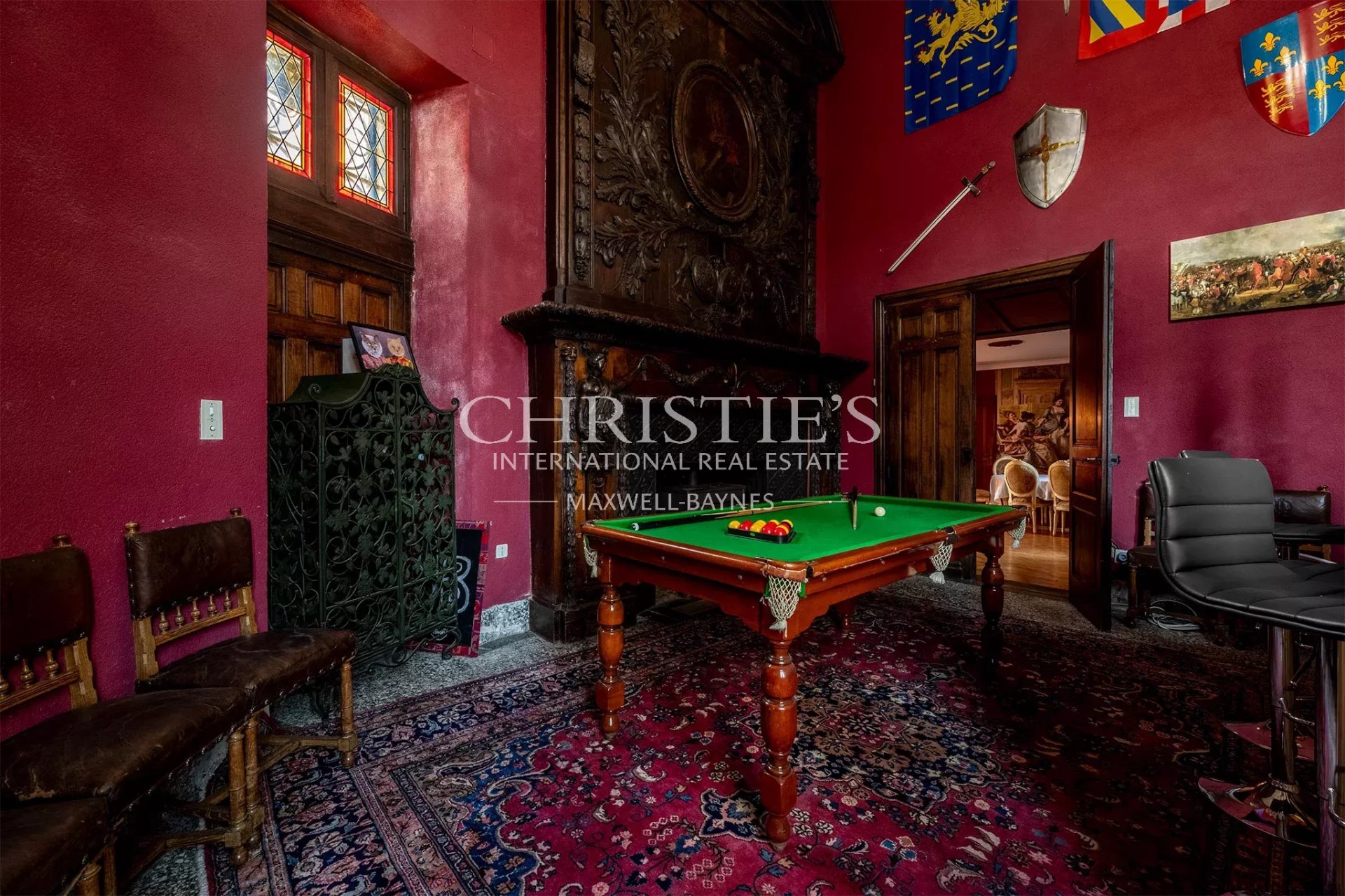 10 Bedroom Chateau's Image 6