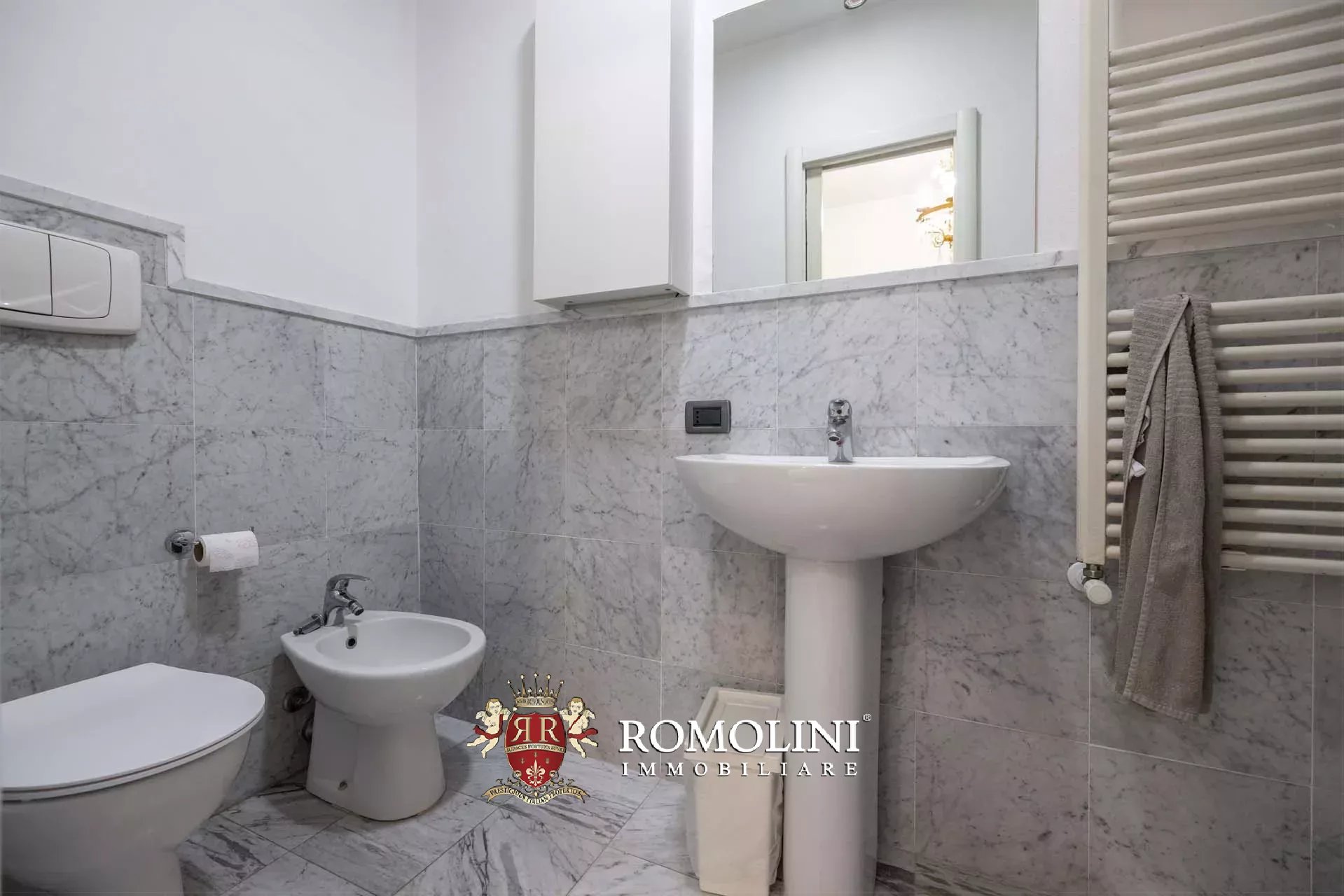 6 Bedroom Villa/Townhouse's Image 45