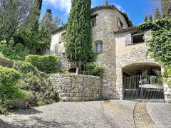 Exceptional property for sale in Tourrettes sur Loup — photo 1 of 7