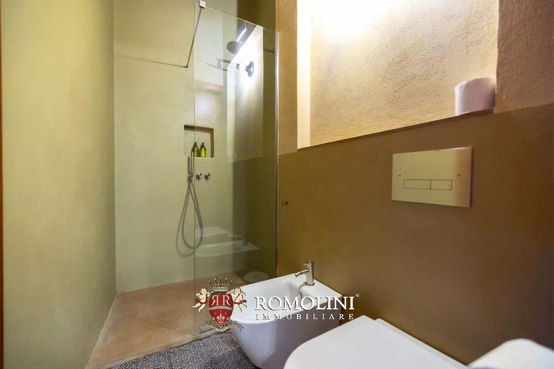 16 Bedroom Villa/Townhouse's Image 41