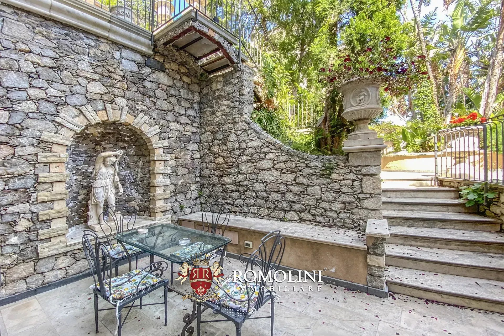 LUXURY SEA VIEW VILLA WITH POOL FOR SALE IN TAORMINA, SICILY