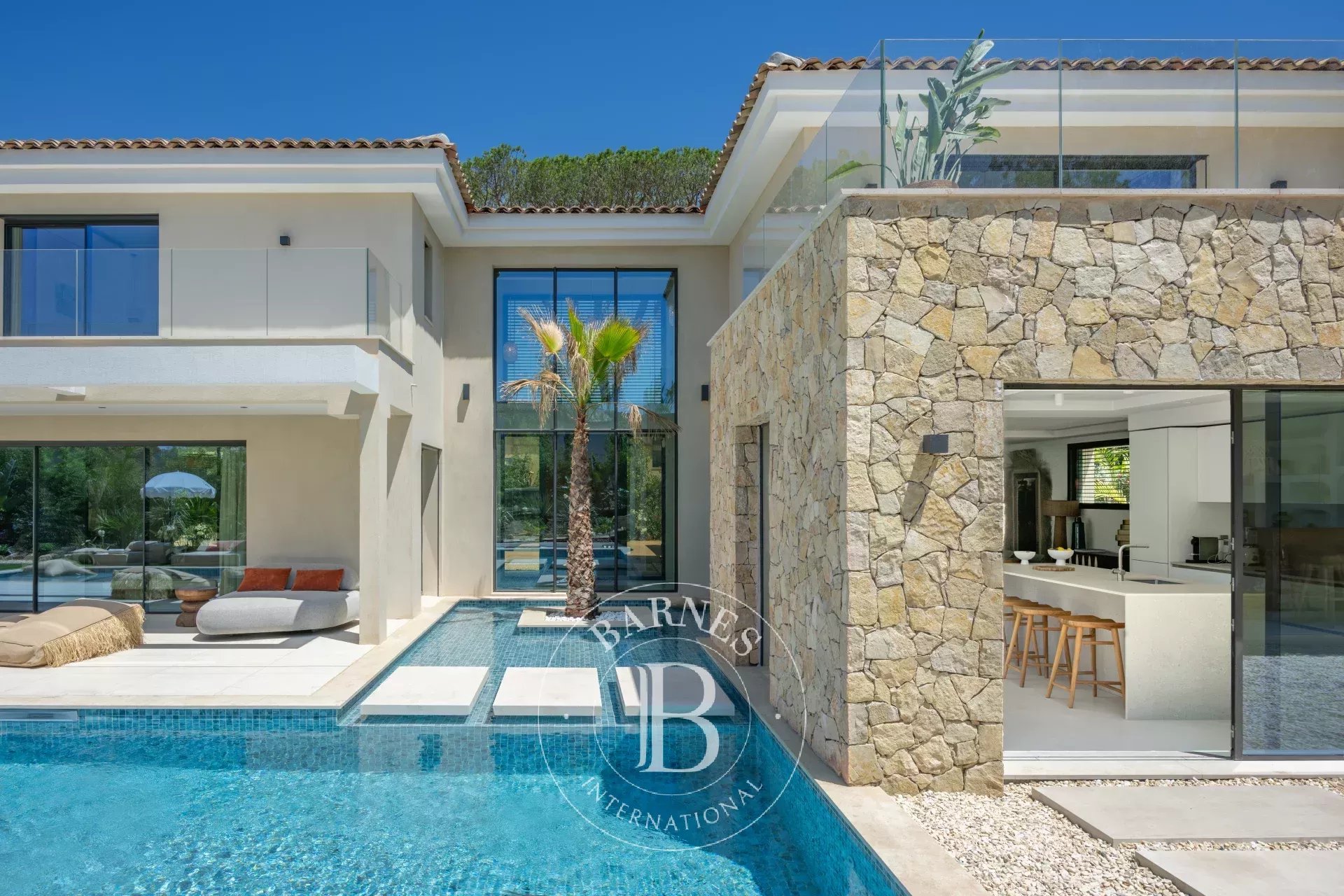 Villa Saint-Tropez  -  ref 85071530 (picture 1)