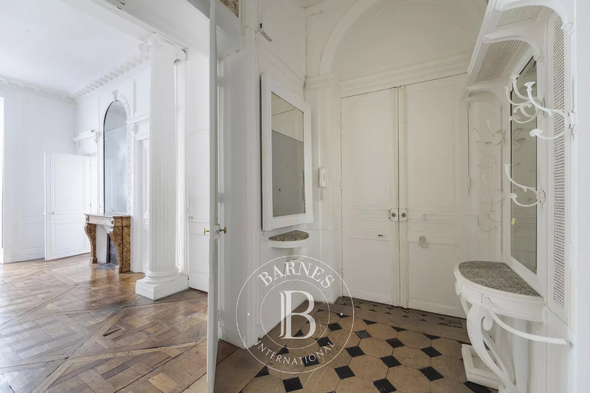 Paris  - Apartment 2 Bedrooms - picture 8
