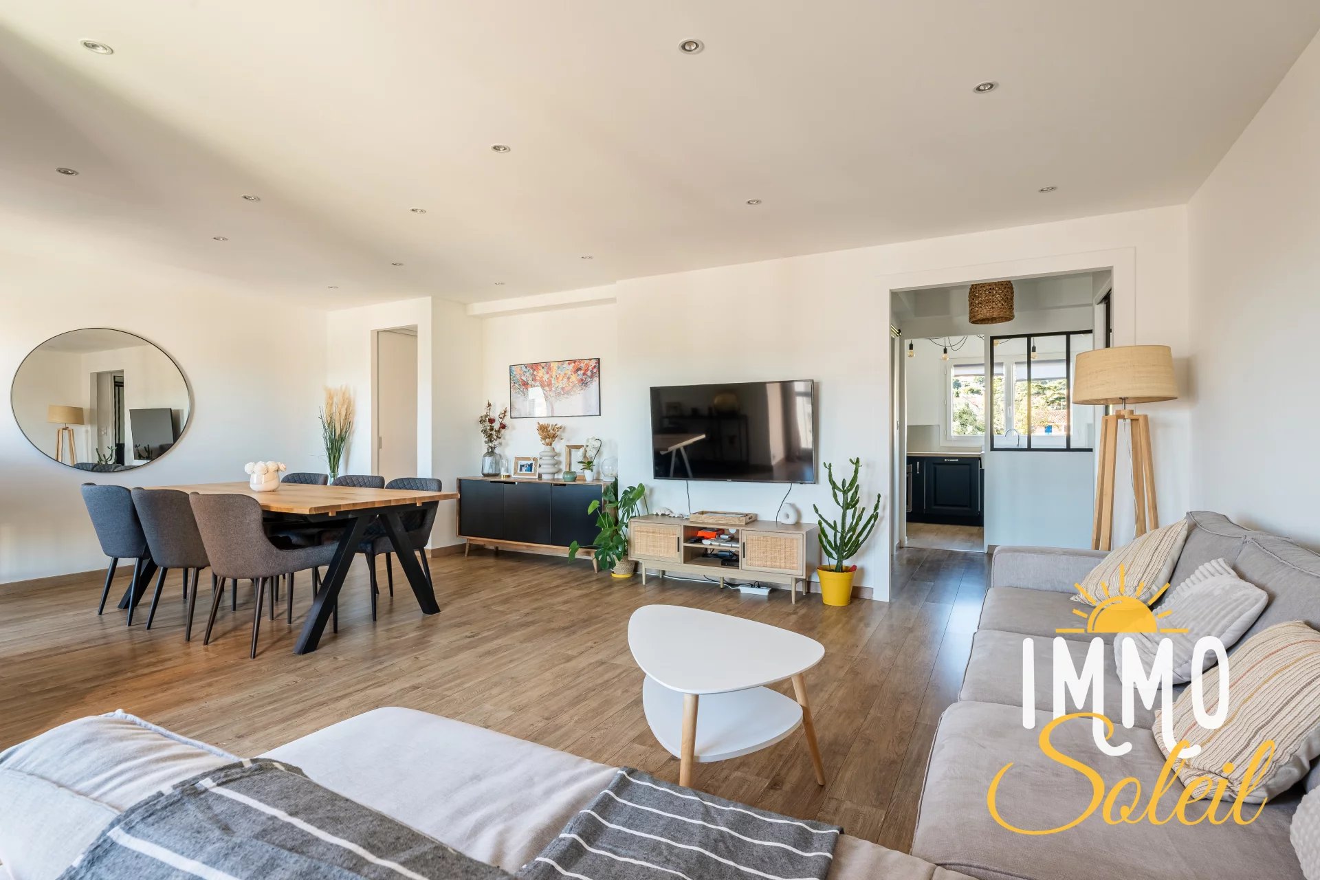 Agence immobilière de 