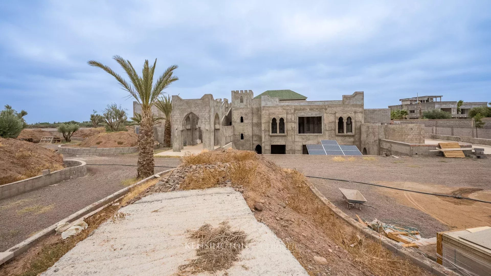 7 Bedroom Villa/Townhouse's Image 24