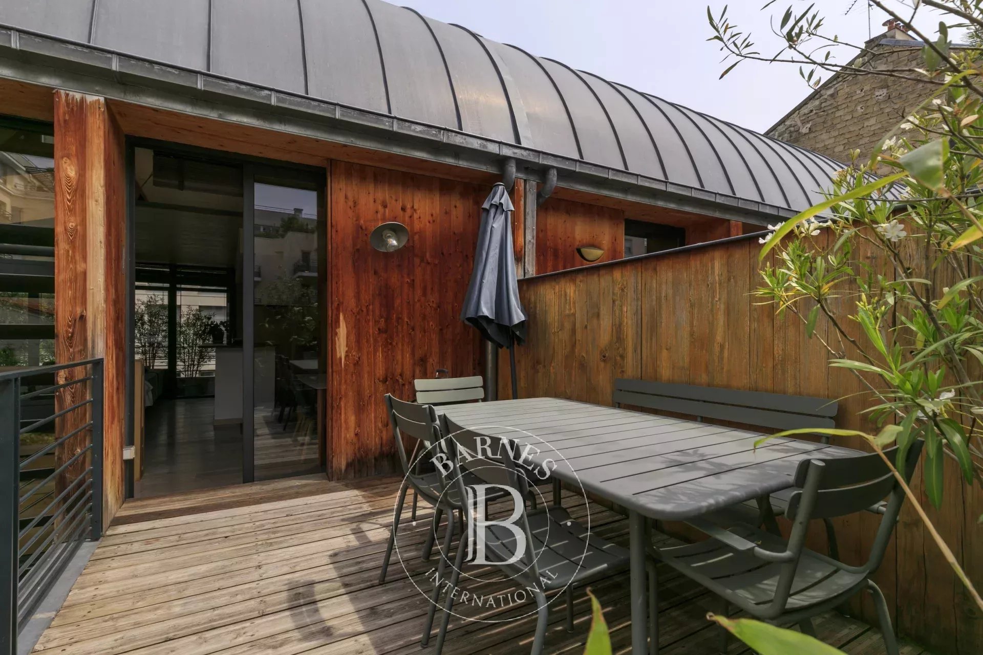 Townhouse Suresnes  -  ref 87084376 (picture 2)