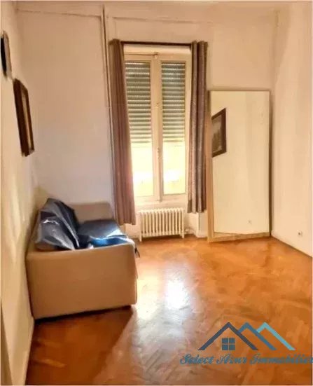 Au centre de Nice 43 m2 appartement avec parking