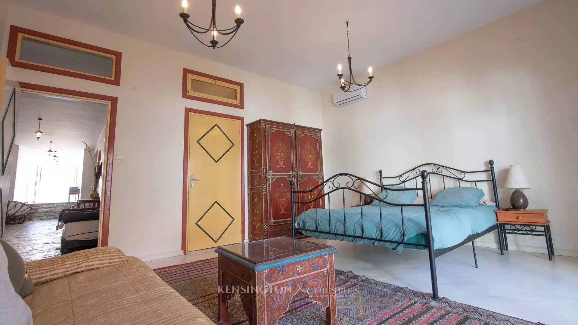 9 Bedroom Villa/Townhouse's Image 10