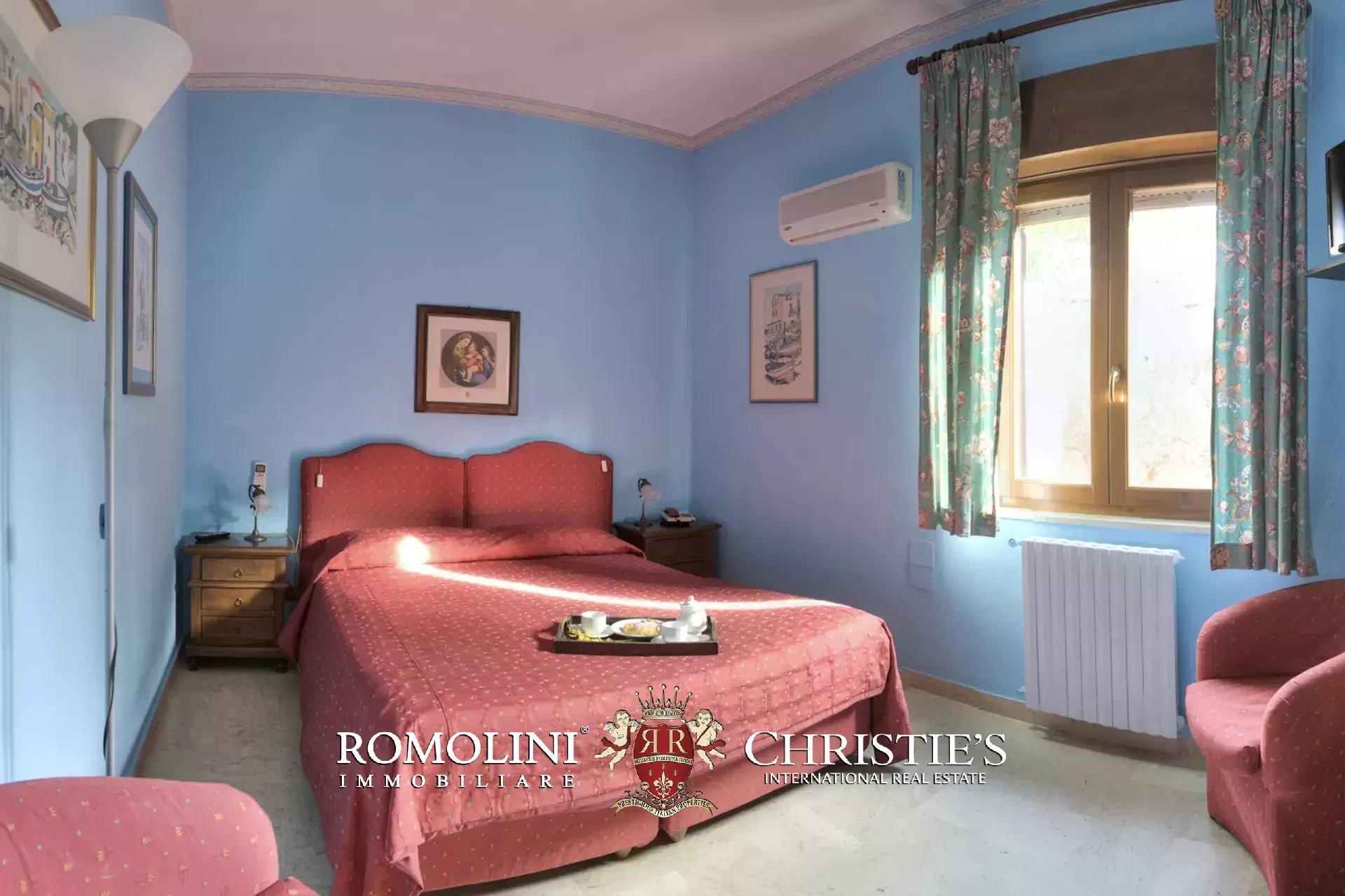 19 Bedroom Villa/Townhouse's Image 36