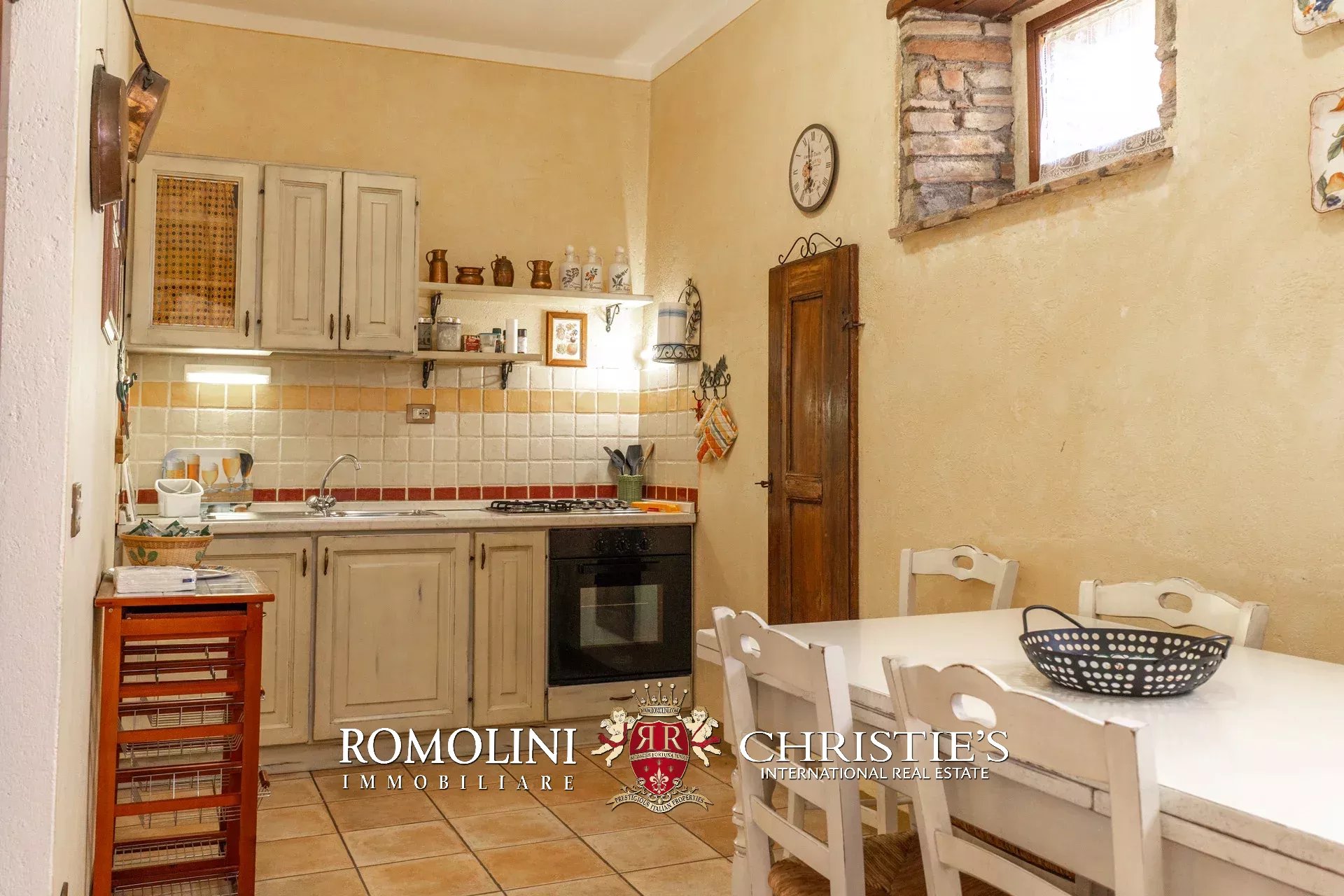 7 Bedroom Villa/Townhouse's Image 64