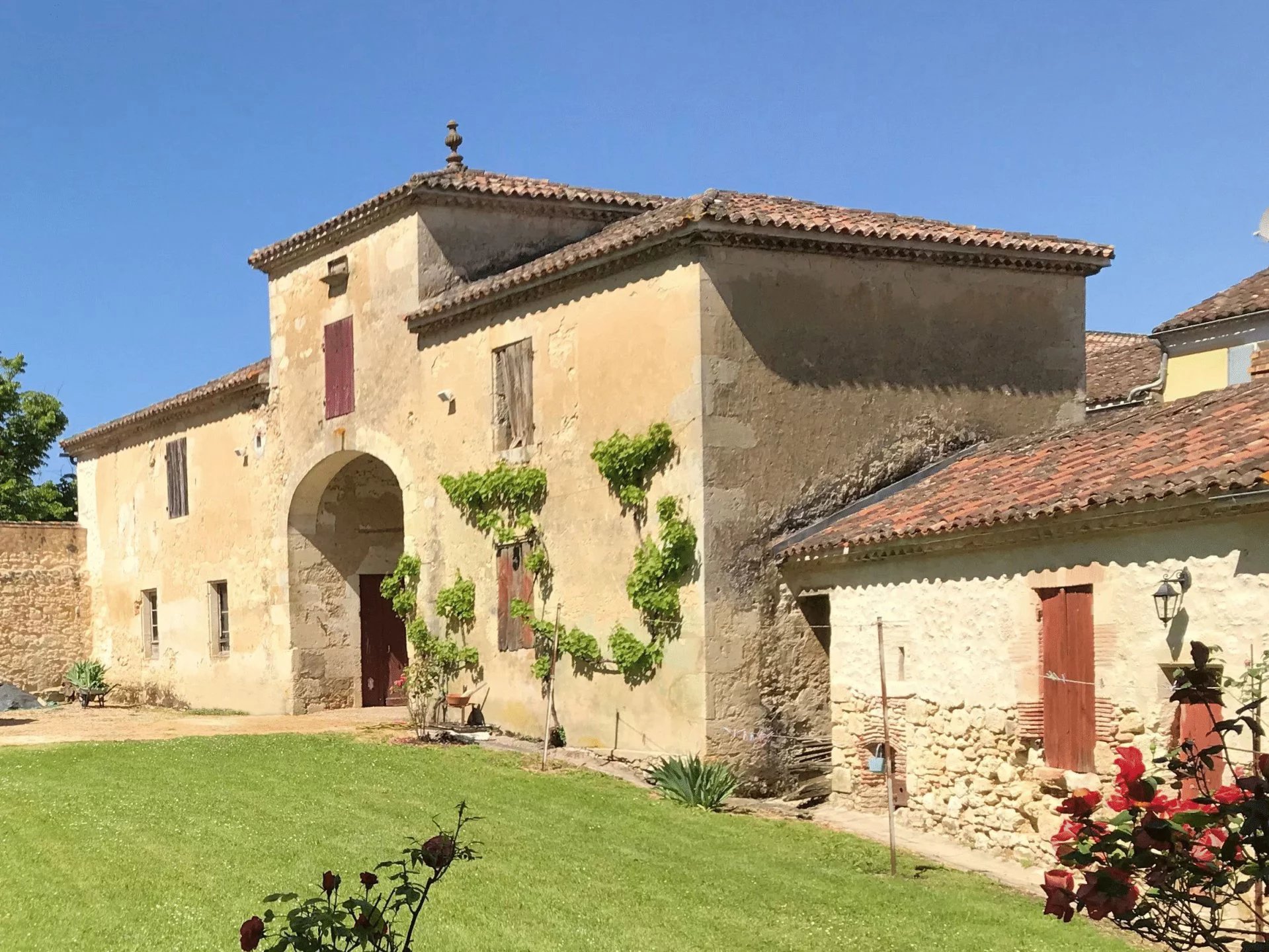 House in Casteljaloux - Image 3
