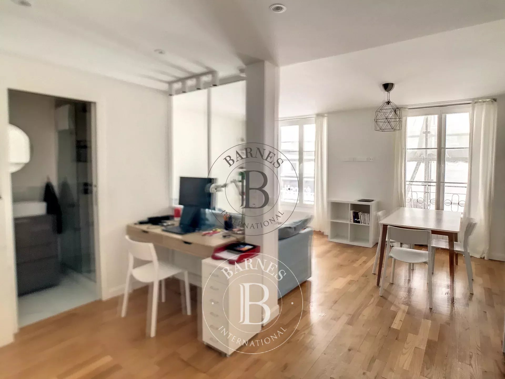 Daire Paris 1er - picture 10