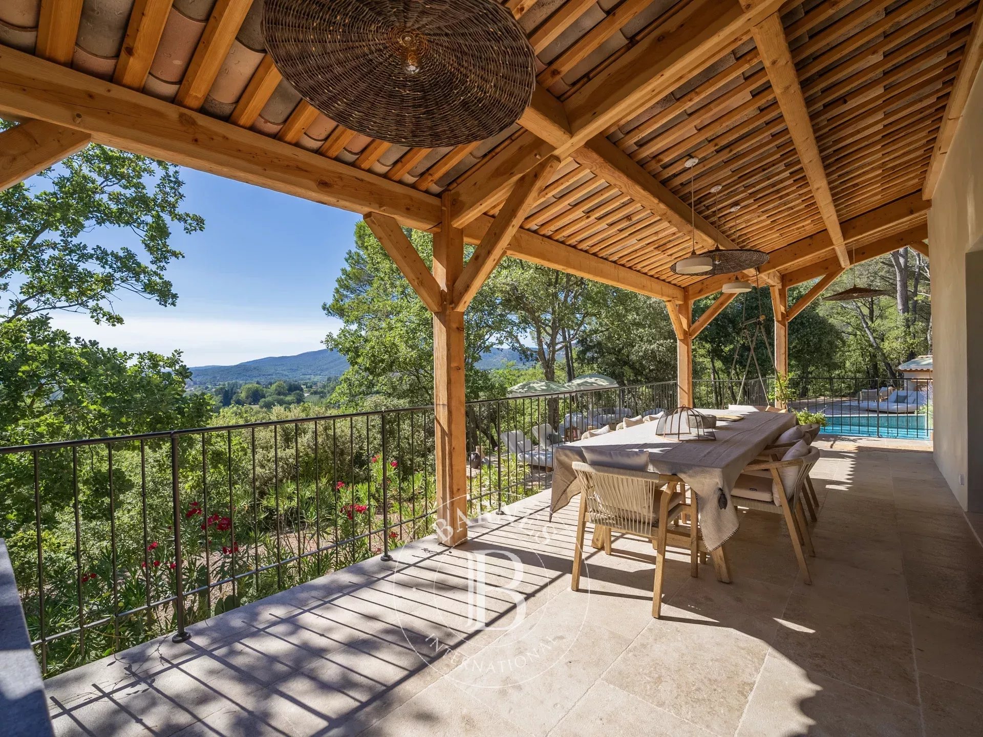Поместье Lourmarin - picture 11