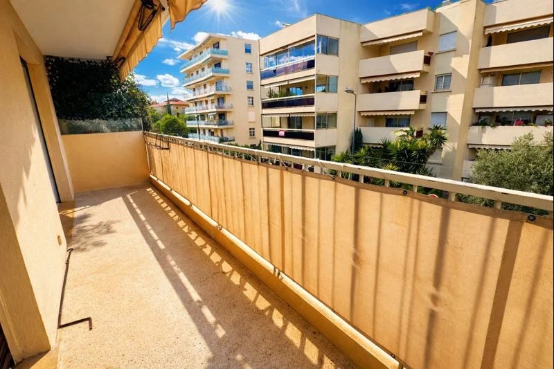 Agence immobilière de Azur MG Property