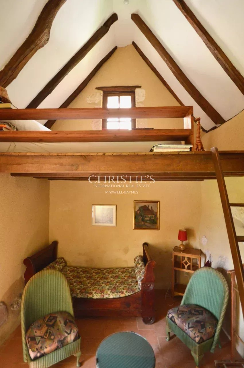 12 Bedroom Villa/Townhouse's Image 24