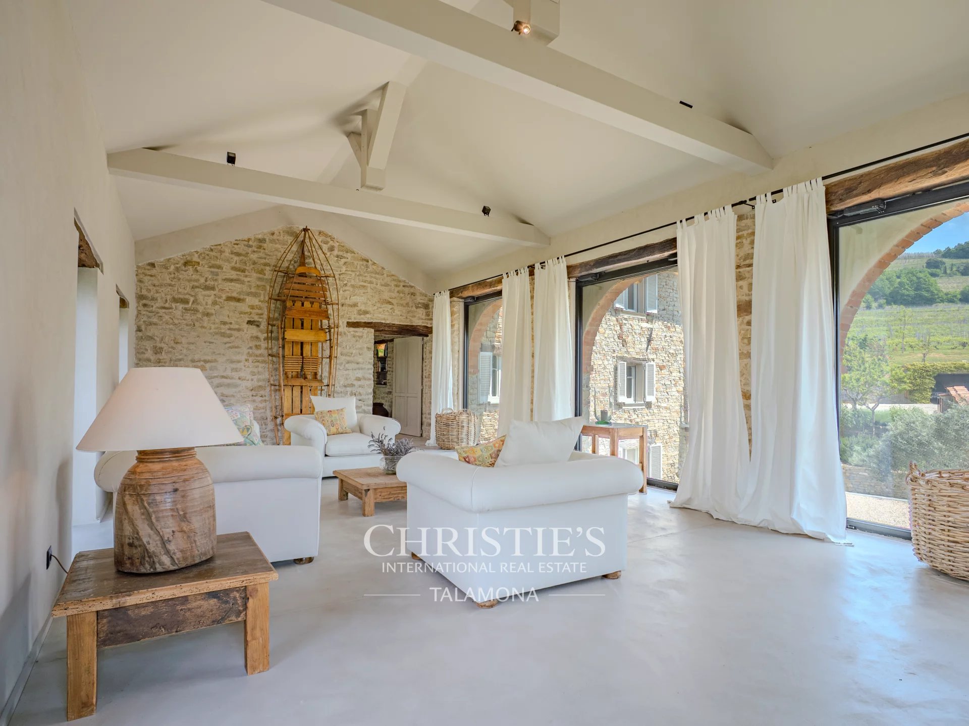 4 Bedroom Villa/Townhouse's Image 19