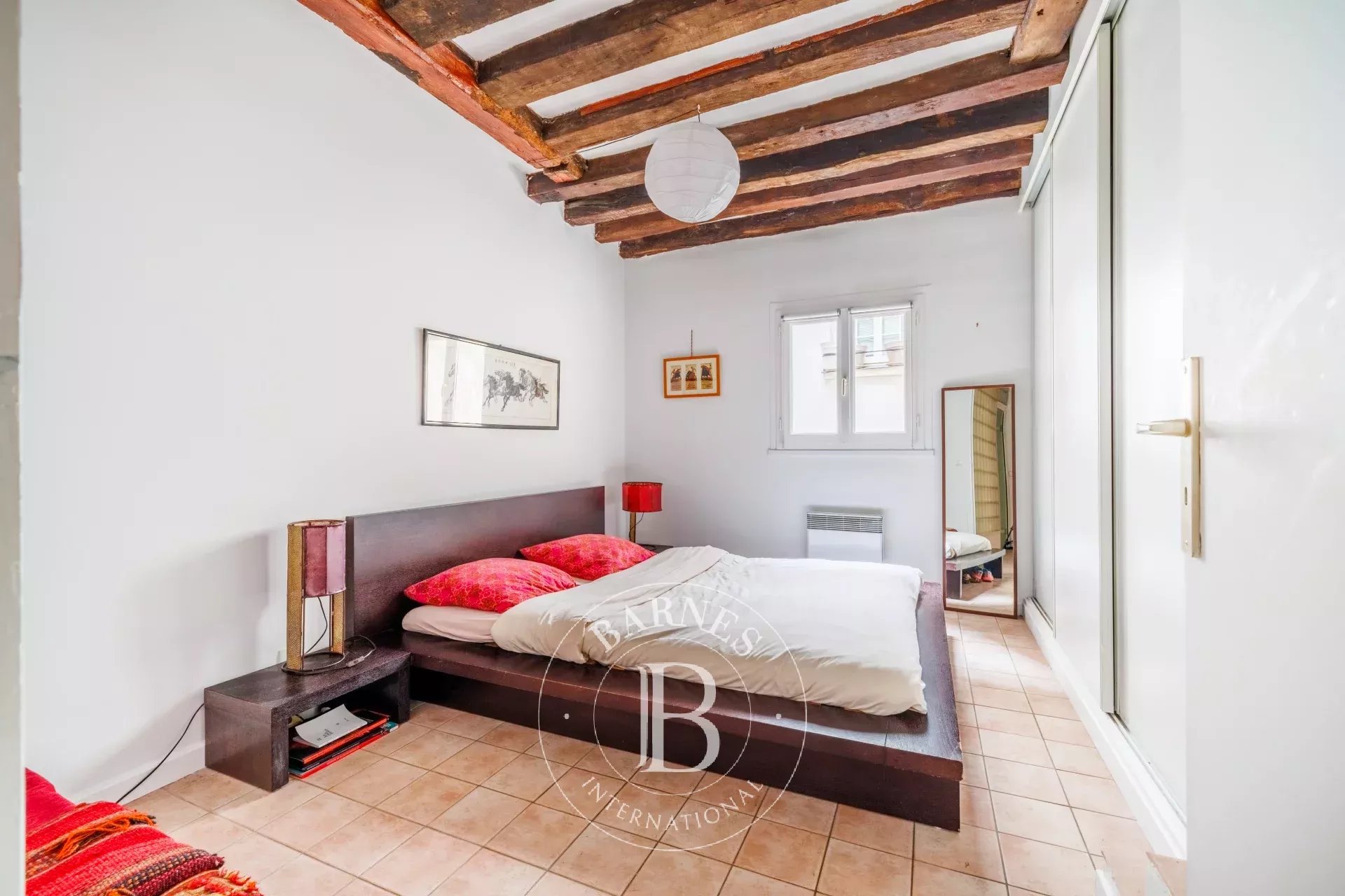 Daire Paris 4ème - picture 12