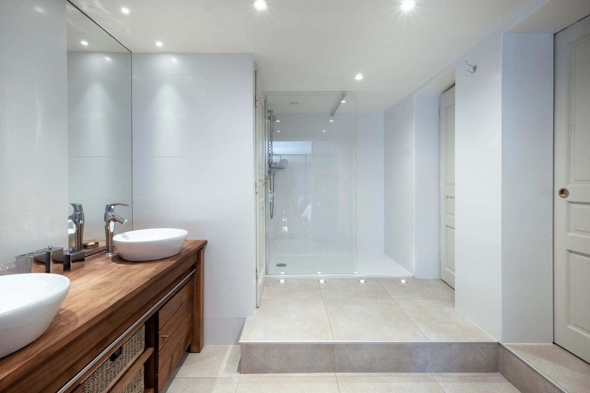 4 Bedroom Villa/Townhouse's Image 12