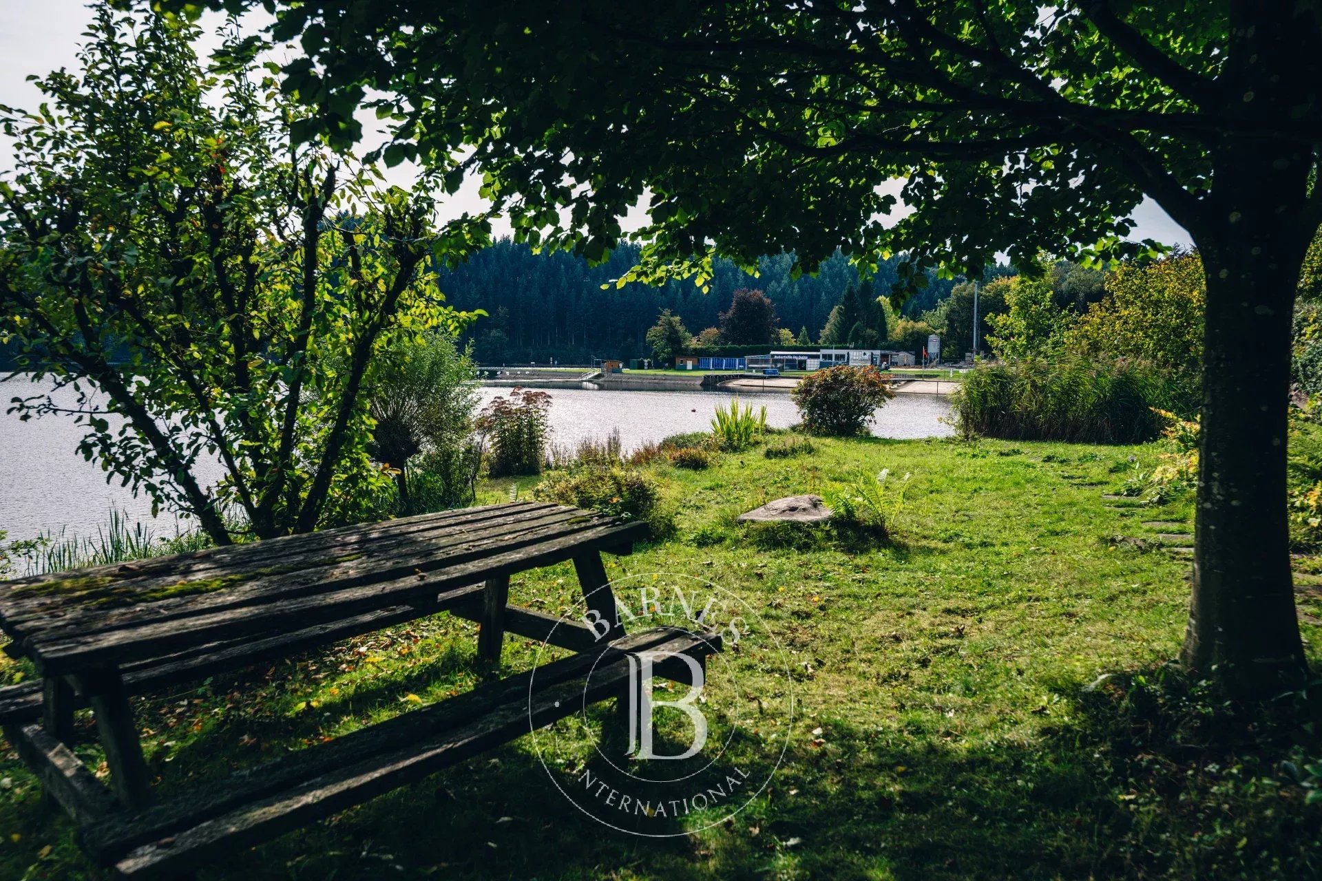 Jolie maison de caractère avec vue unique sur le lac de Robertville