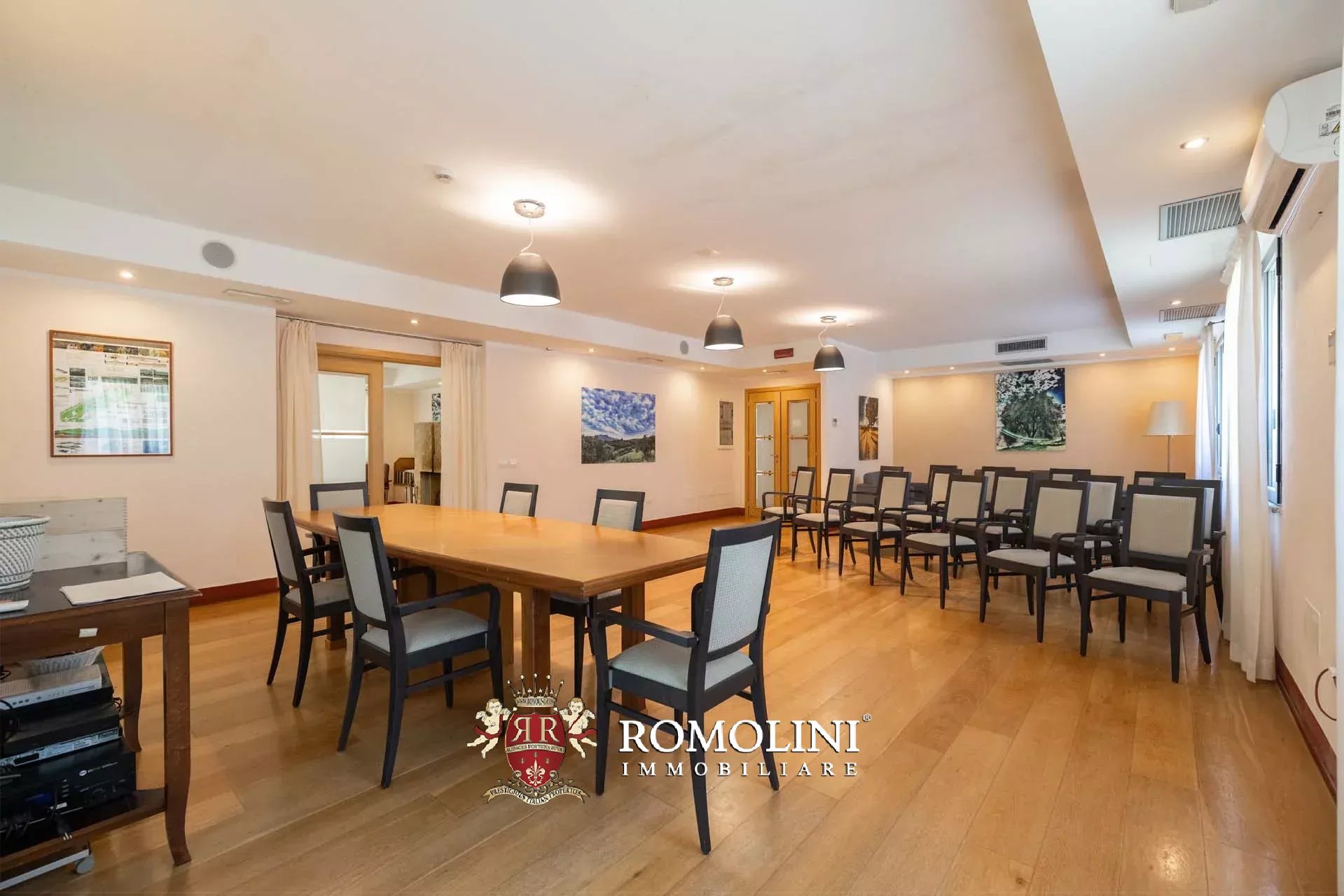 44 Bedroom Villa/Townhouse's Image 31