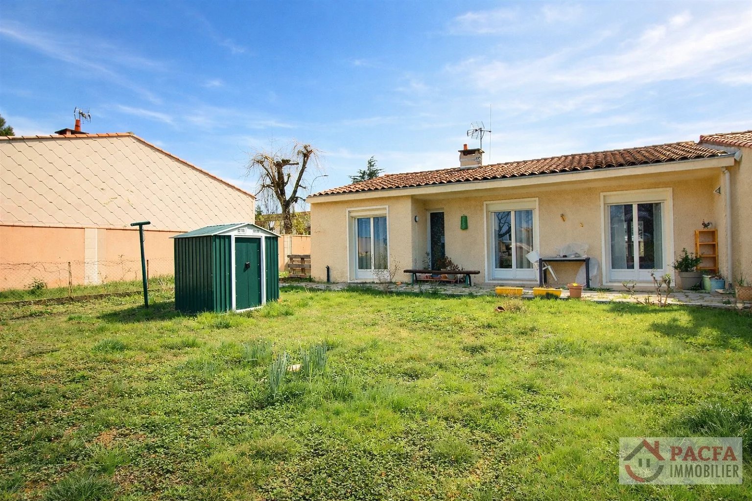 Agence immobilière de 