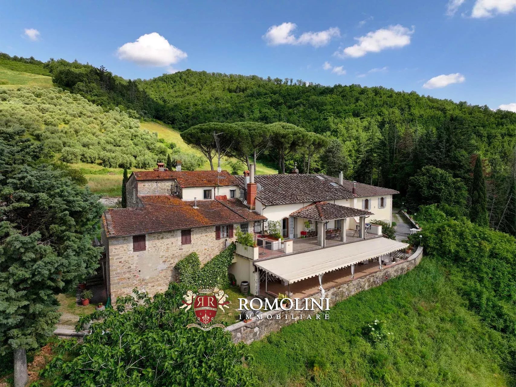 34 Bedroom Vineyard's Image 21