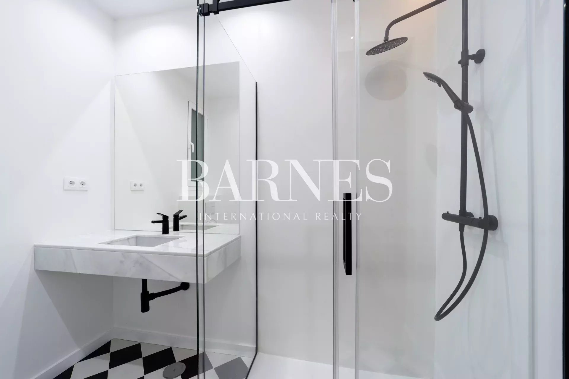 Daire Madrid - picture 38