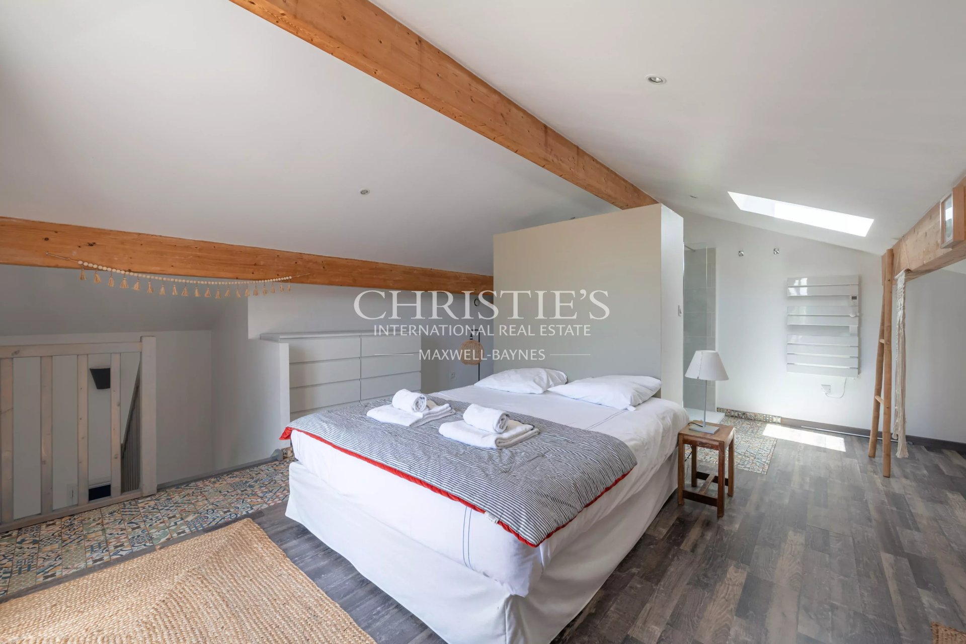 5 Bedroom Villa/Townhouse's Image 12