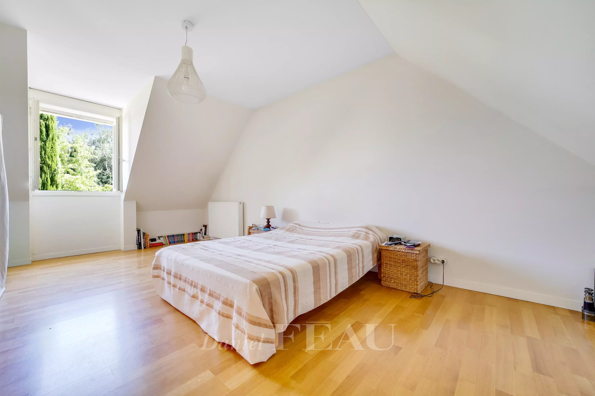 5 Bedroom Villa/Townhouse's Image 3