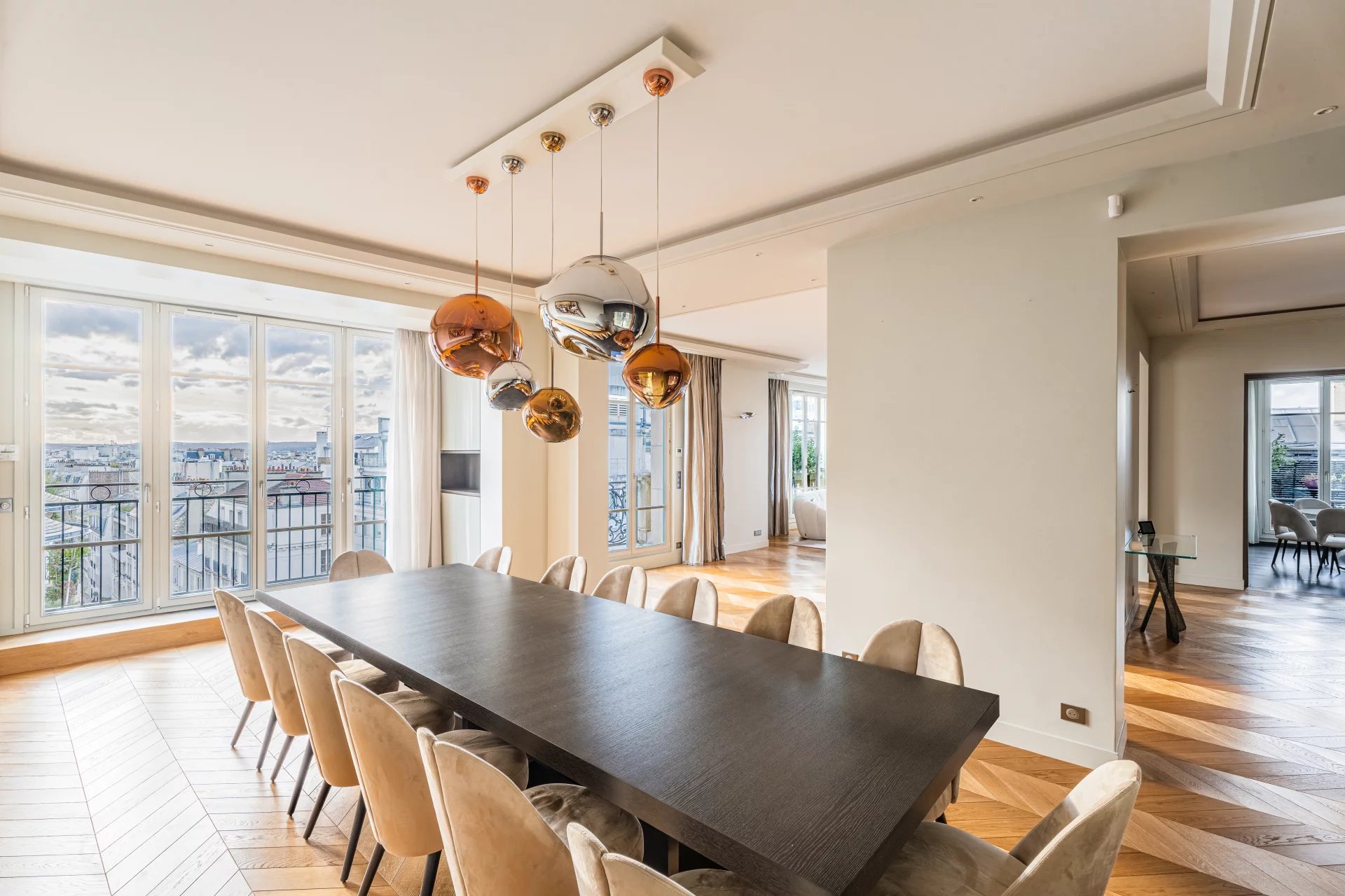 Paris 16 - Trocadéro/Muette - Exceptional family flat - Terrace and balconies - 5 bedrooms - picture 2