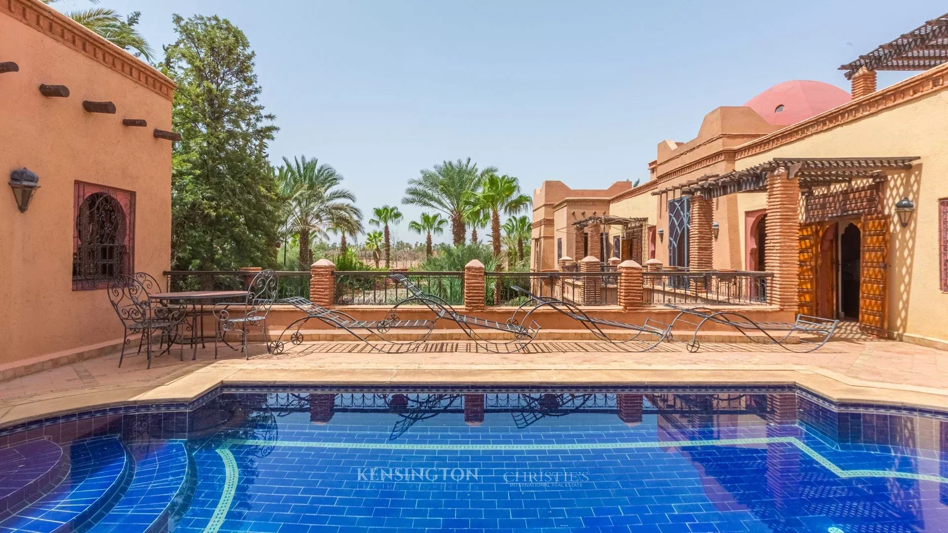 10 Bedroom Villa/Townhouse's Image 46