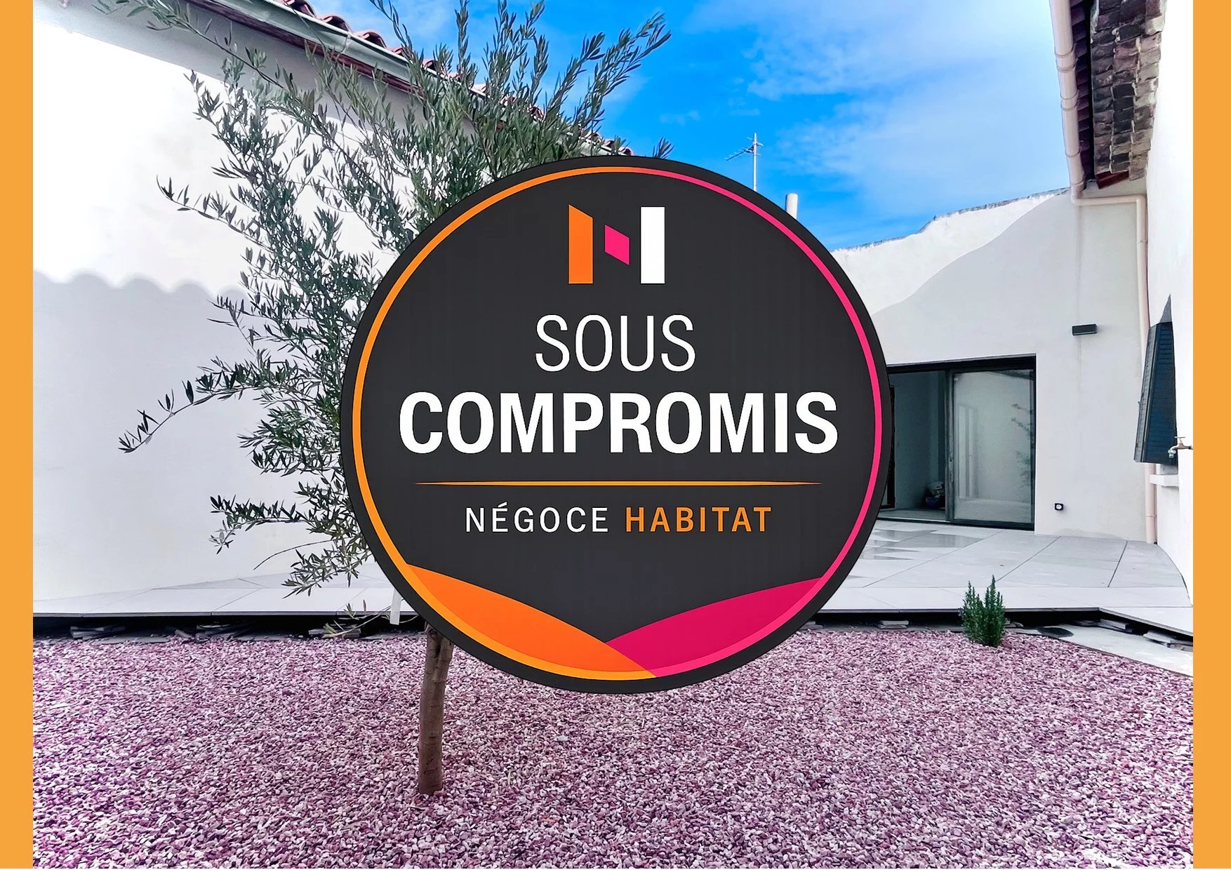 MAISON DE VILLAGE T5 - 116 M2 - TERRASSE - JARDIN - GARAGE