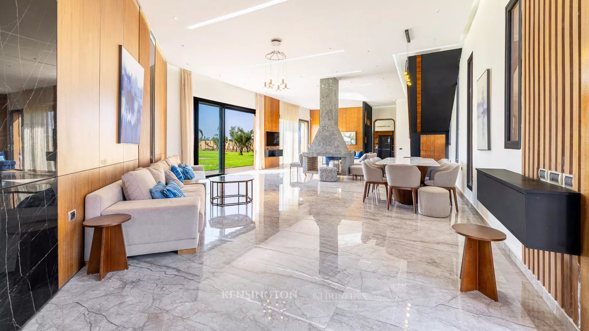 6 Bedroom Villa/Townhouse's Image 7