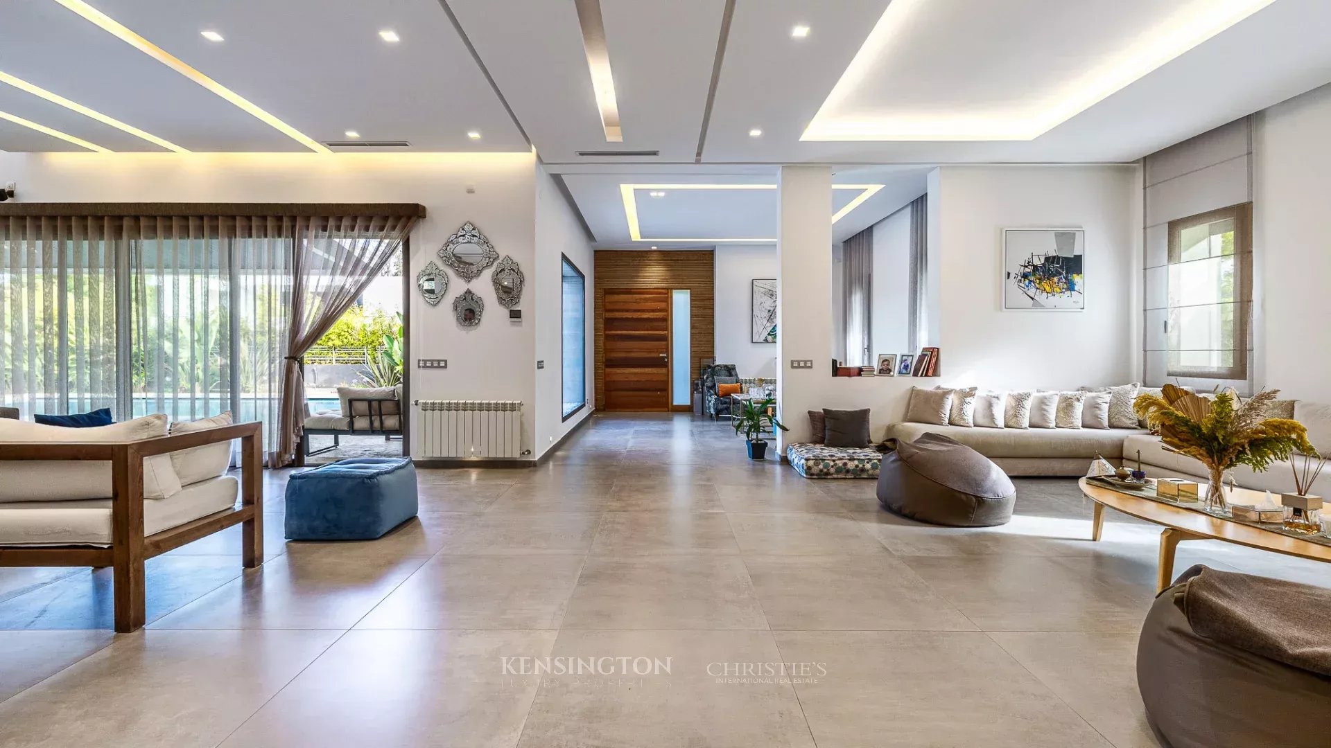 8 Bedroom Villa/Townhouse's Image 30