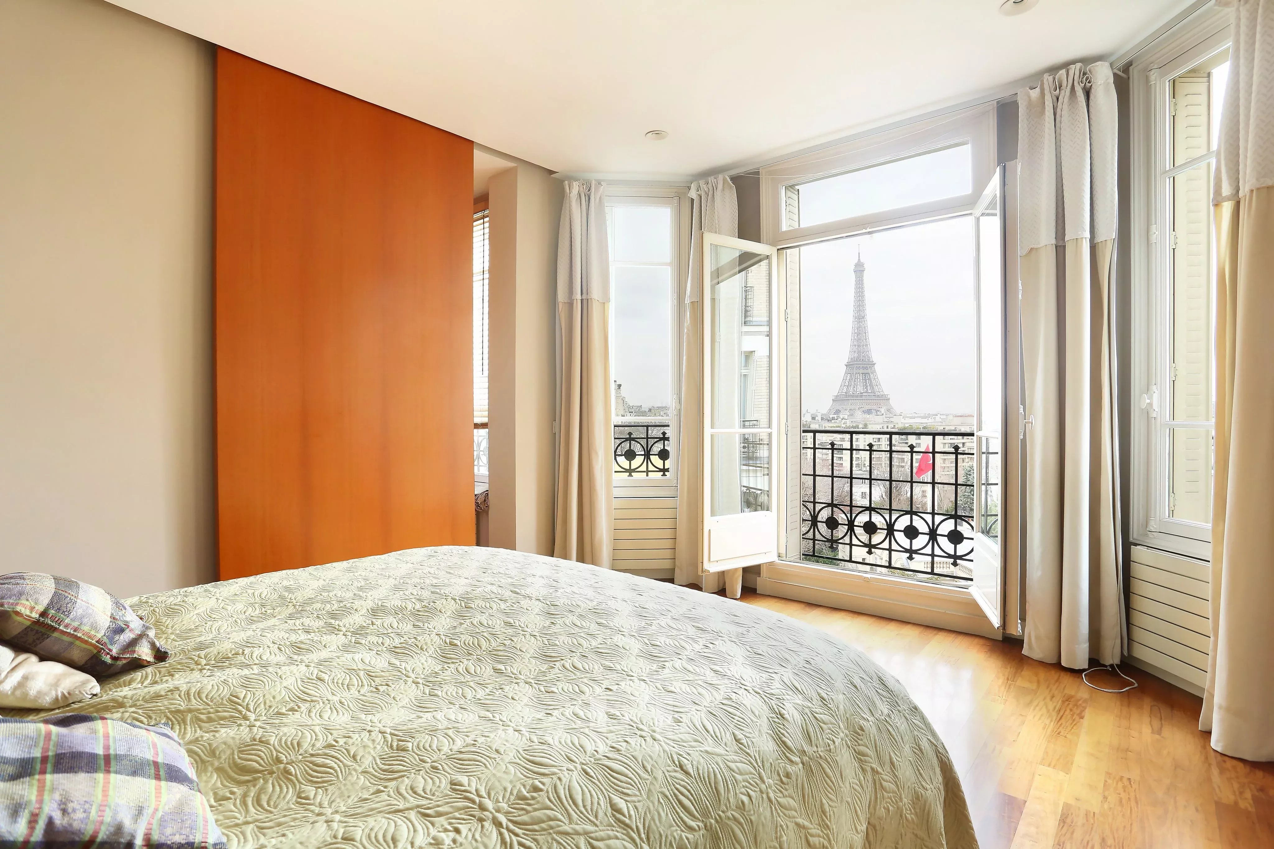 Rental Apartment Paris 16th