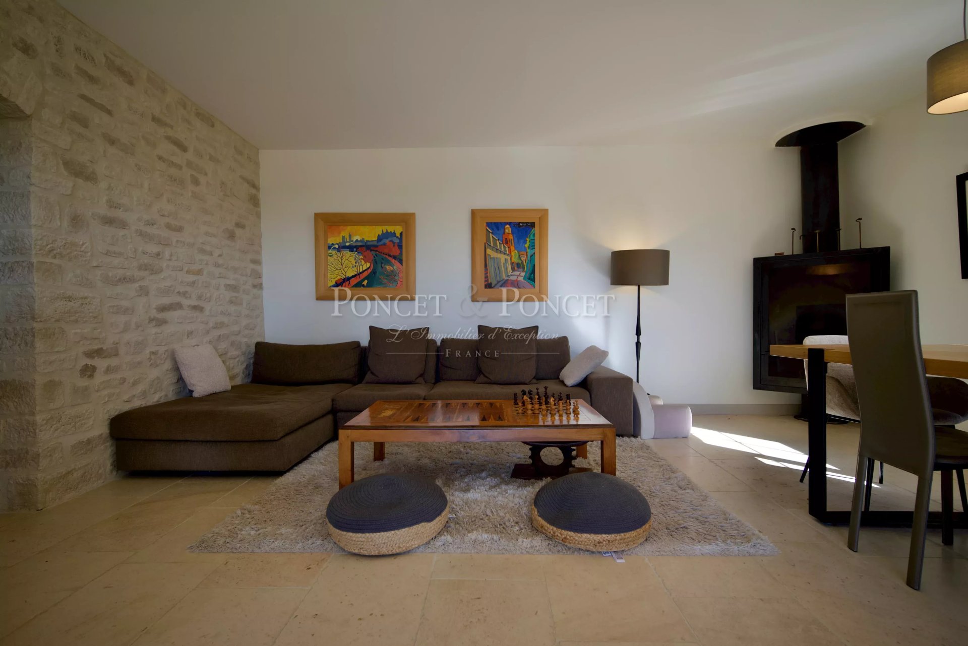 10 Bedroom Villa/Townhouse's Image 12