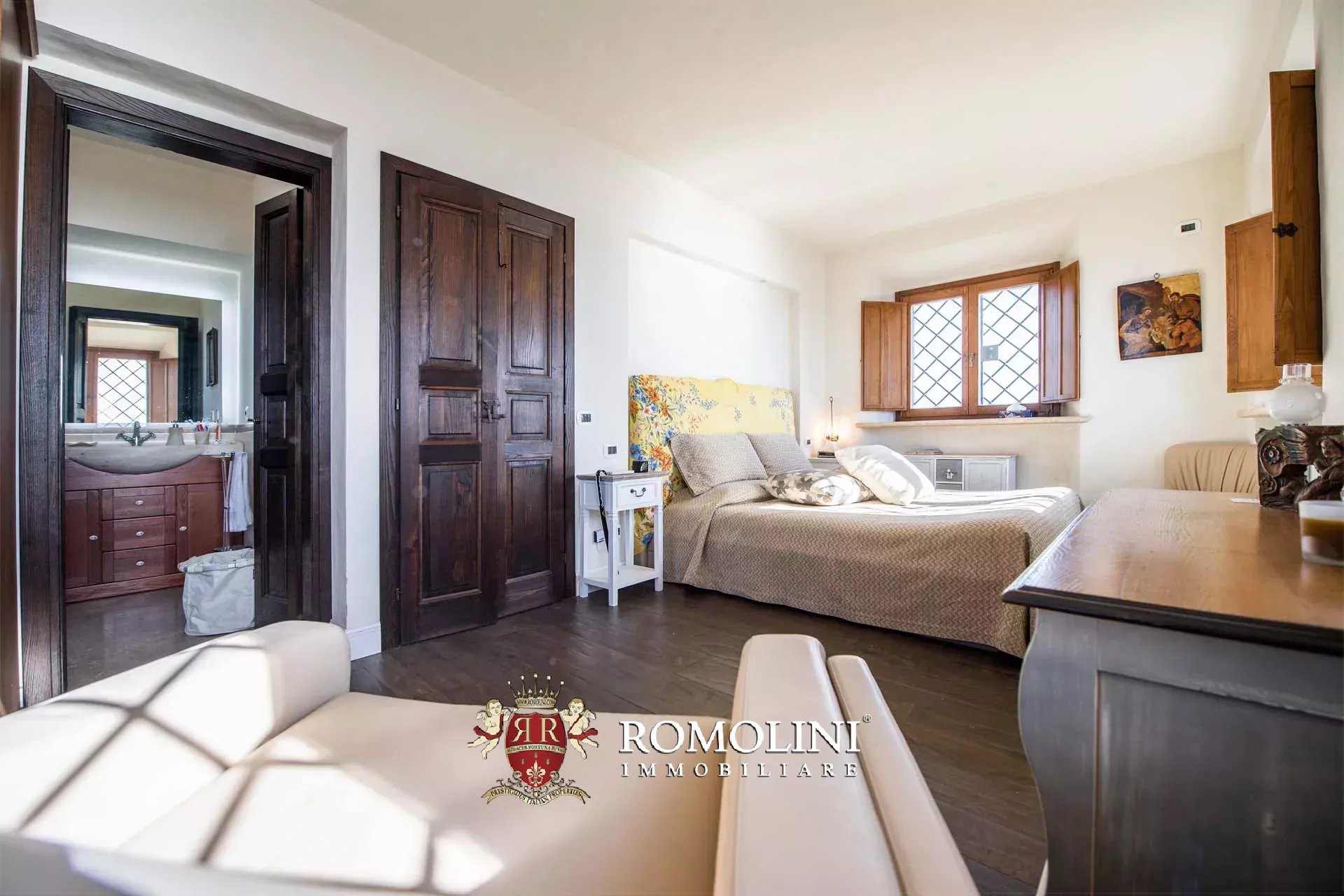 5 Bedroom Villa/Townhouse's Image 55